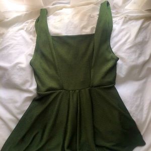 green romper🏷